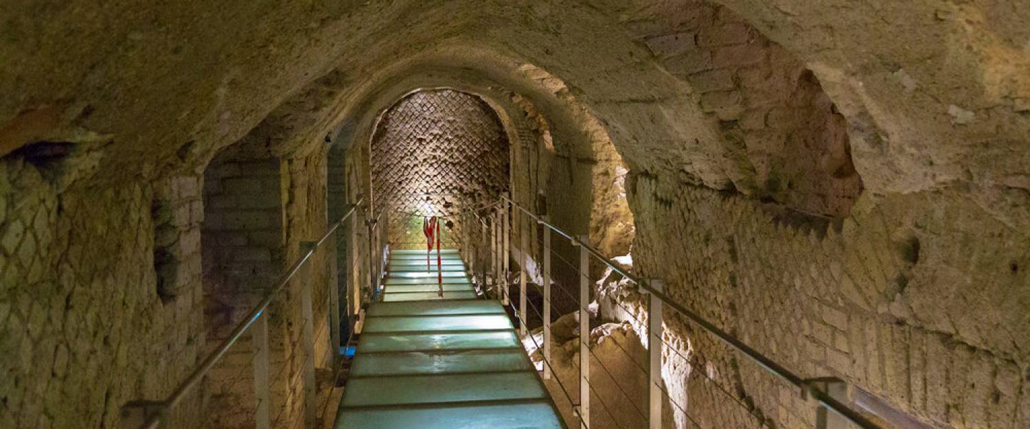 Top Roman Relics to explore in Pozzuoli