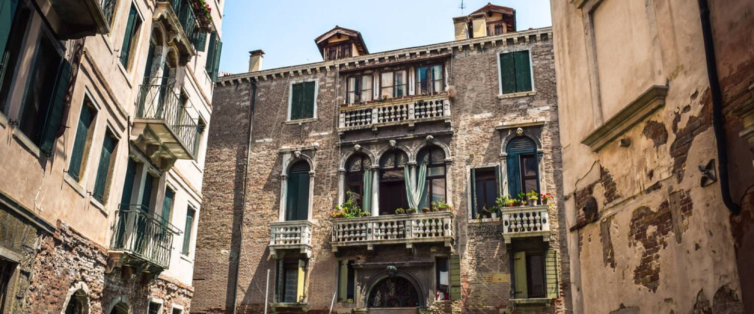 Why Venetian Palaces have an Ottoman influence