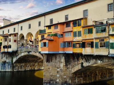 How to trace the steps of the Medici family in Florence